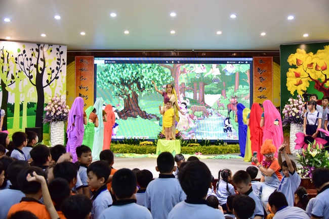 The Kid’s Playground “Coming to the Buddha”