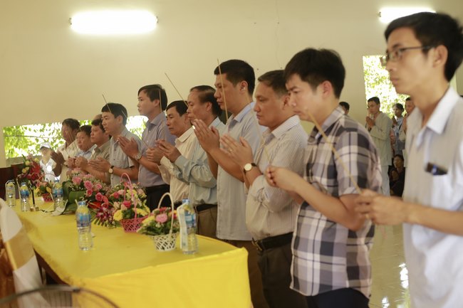 Vesak at Can Mon Pagoda – Nghe An