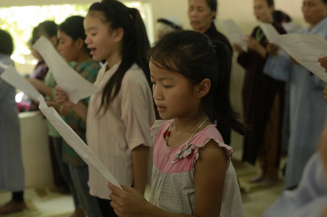 Vesak at Can Mon Pagoda – Nghe An