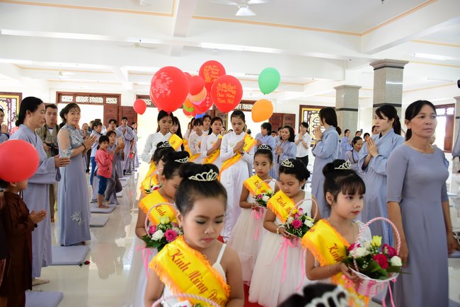 Vesak at Hung Phap Pagoda – Dong Nai