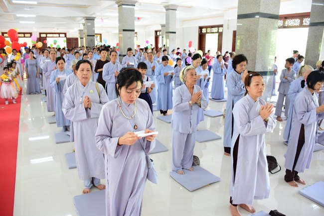 Vesak at Hung Phap Pagoda – Dong Nai