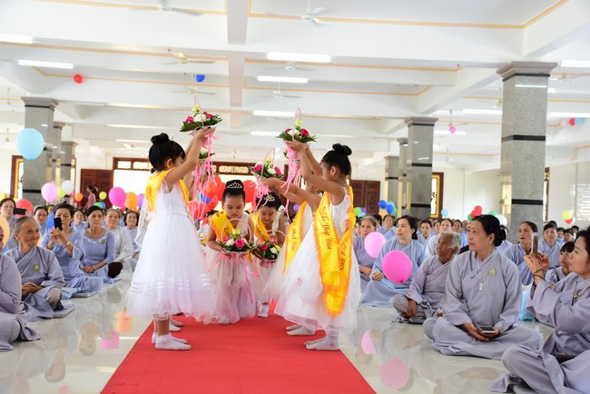 Vesak at Hung Phap Pagoda – Dong Nai