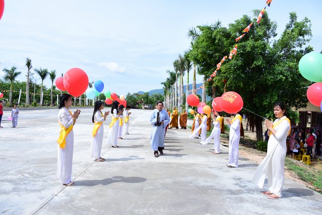 Vesak at Hung Phap Pagoda – Dong Nai