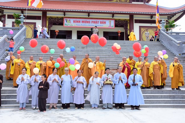 Vesak at Hung Phap Pagoda – Dong Nai
