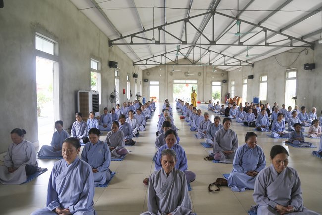 One-Day Cultivation reciting the Buddha’s name at Dong Cao Pagoda in Thanh Hoa Province
