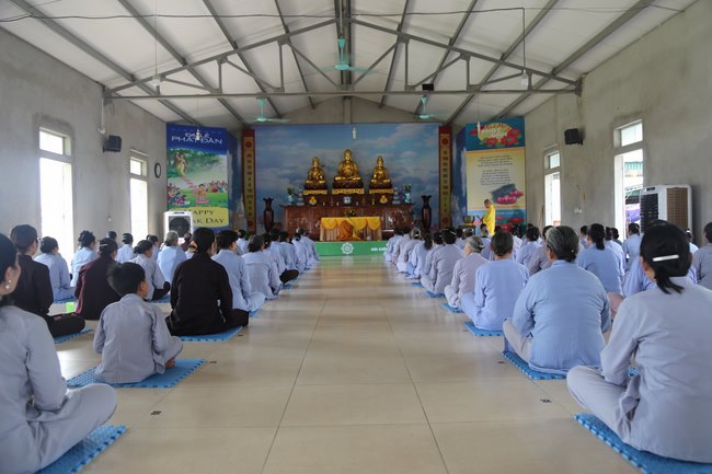 One-Day Cultivation reciting the Buddha’s name at Dong Cao Pagoda in Thanh Hoa Province