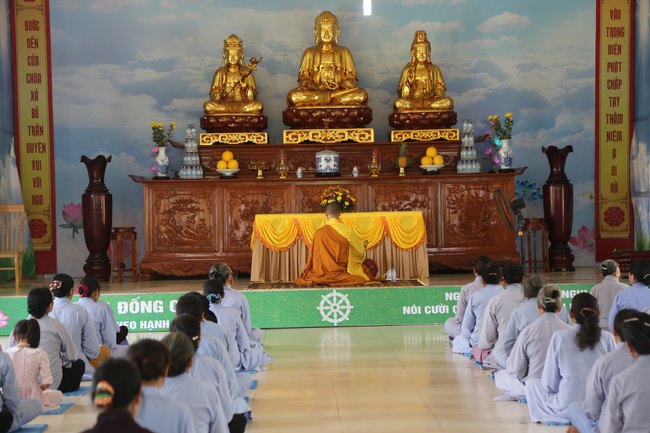 One-Day Cultivation reciting the Buddha’s name at Dong Cao Pagoda in Thanh Hoa Province