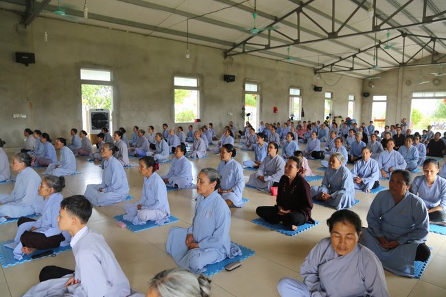 One-Day Cultivation reciting the Buddha’s name at Dong Cao Pagoda in Thanh Hoa Province