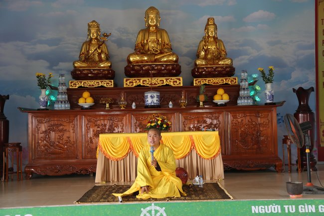 One-Day Cultivation reciting the Buddha’s name at Dong Cao Pagoda in Thanh Hoa Province