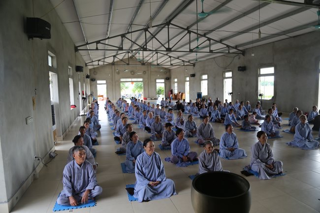 One-Day Cultivation reciting the Buddha’s name at Dong Cao Pagoda in Thanh Hoa Province