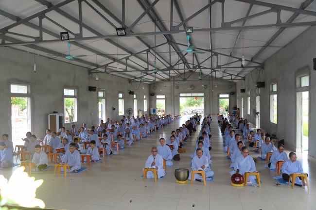 One-Day Cultivation reciting the Buddha’s name at Dong Cao Pagoda in Thanh Hoa Province
