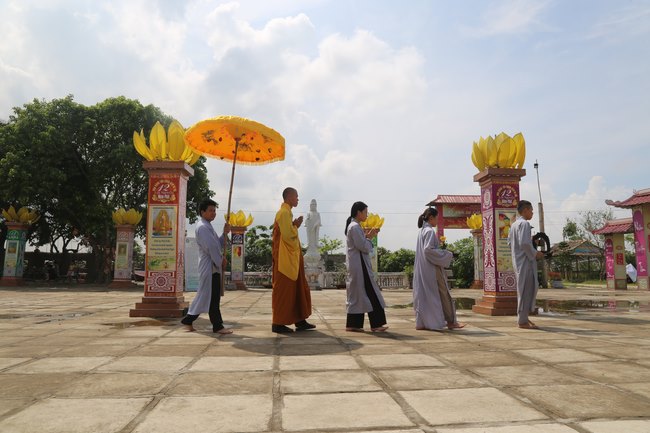 One-Day Cultivation reciting the Buddha’s name at Dong Cao Pagoda in Thanh Hoa Province