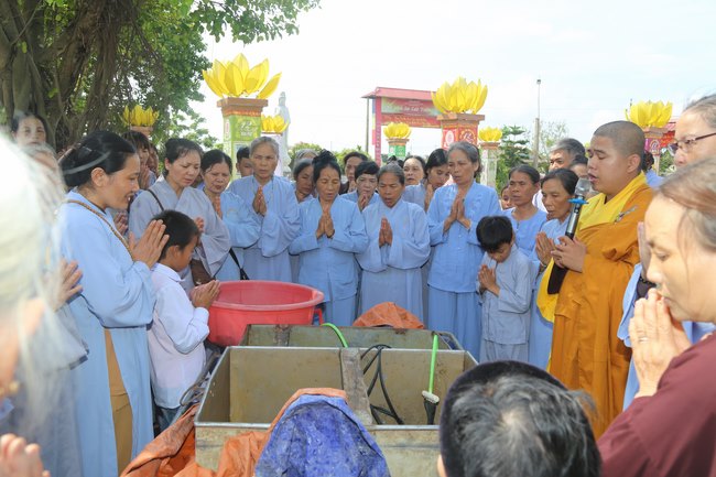 One-Day Cultivation reciting the Buddha’s name at Dong Cao Pagoda in Thanh Hoa Province