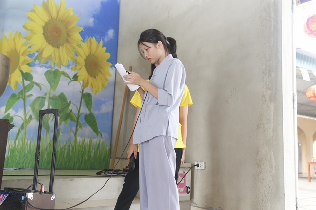 Giving  vegetarian rice portions and release creatures at Dong Cao Pagoda - Thanh Hoa