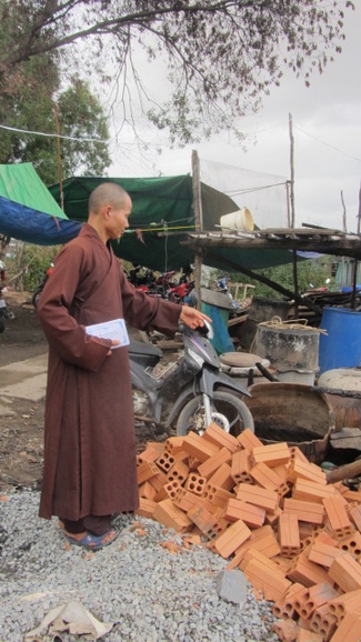 The Relief of fire victims at Russey Keo – Cambodia