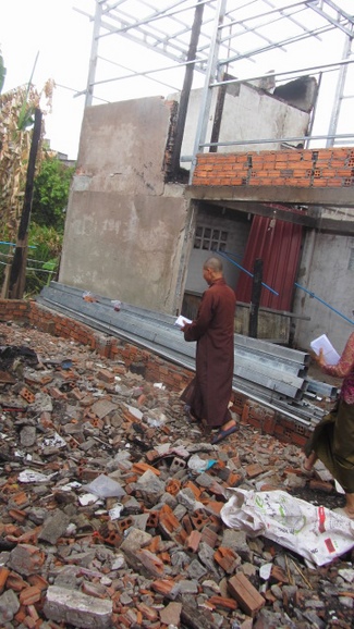 The Relief of fire victims at Russey Keo – Cambodia