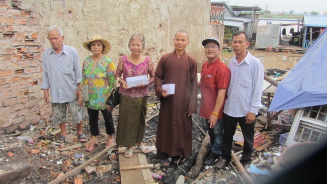 The Relief of fire victims at Russey Keo – Cambodia