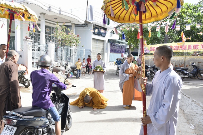 Giảng pháp tại chùa Hải Long - Ninh Thuận