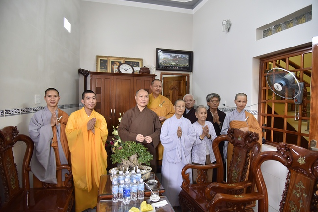 Giảng pháp tại chùa Hải Long - Ninh Thuận