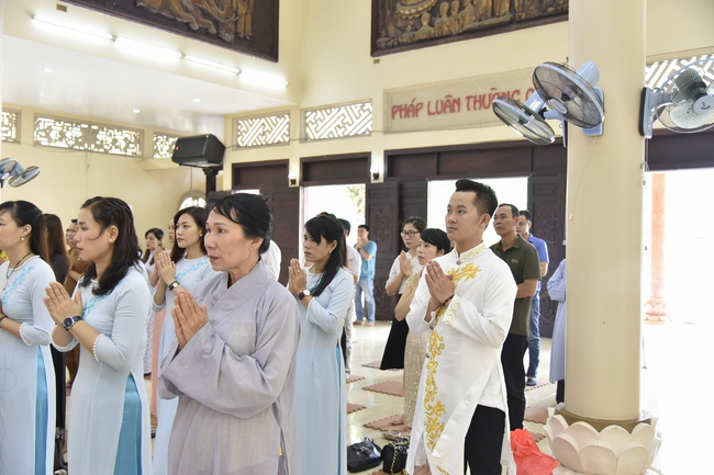 Buddhist  Wedding Ceremony