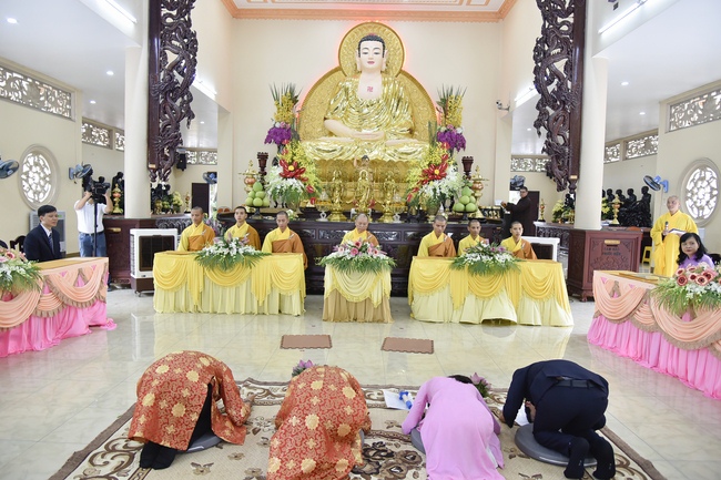 Buddhist  Wedding Ceremony