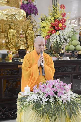 Hành giả an cư tại chùa Hoằng Pháp học giáo lý