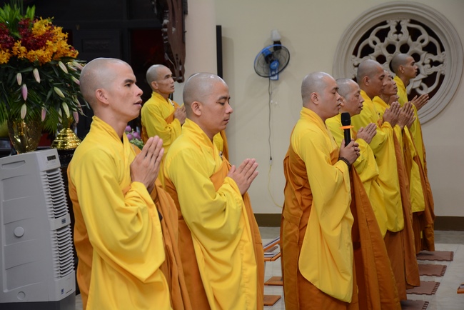 Lễ sám hối 14/05 Mậu Tuất