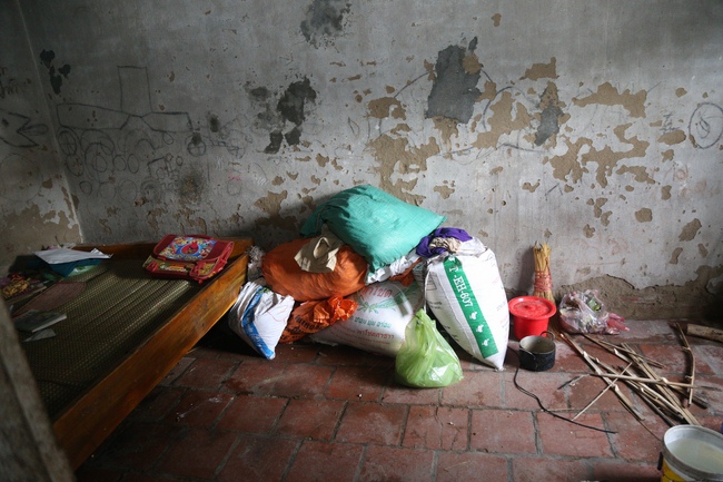 Organizing the charity trip at Dong Cao pagoda