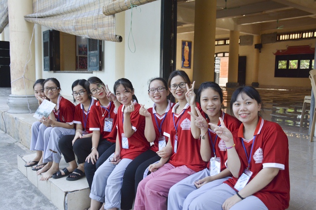 Opening the summer retreat at Tay Khanh Pagoda