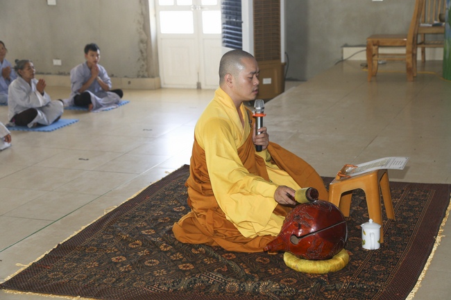 Tu niệm Phật một ngày tại chùa Đống Cao - Thanh Hóa