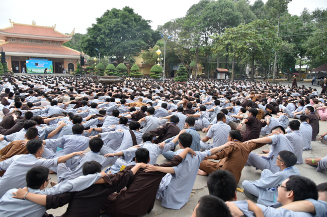 Summer Retreat 2018 on the Second Day: “Who am I?