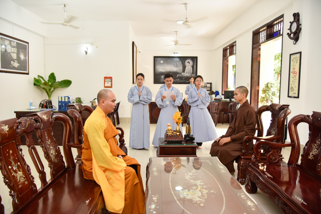 Summer Retreat 2018 on the Second Day: “Who am I?