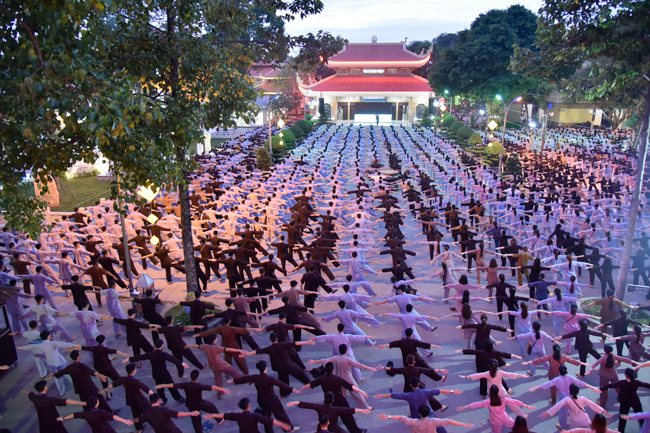 Summer Retreat 2018 on the Second Day: “Who am I?