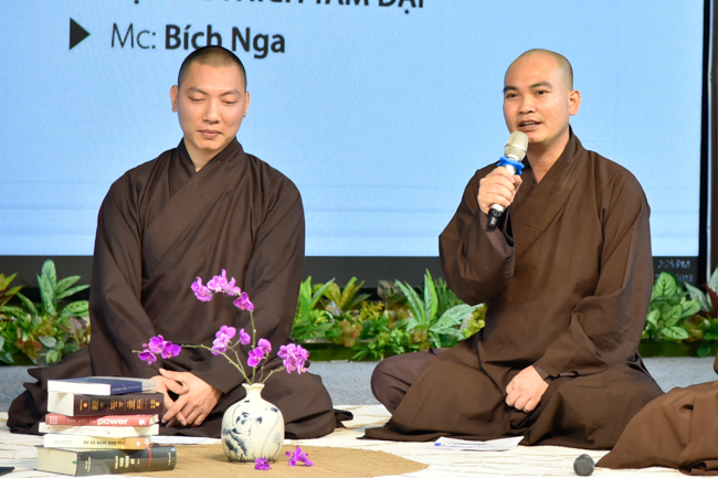 Summer Retreat 2018 on the Second Day: “Who am I?