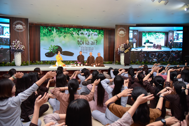 Summer Retreat 2018 on the Second Day: “Who am I?