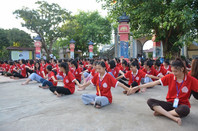 The second day of summer retreat at Tay Khanh pagoda - Thai Binh