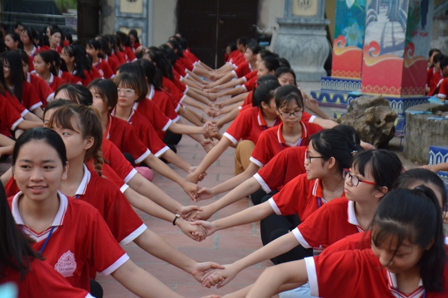 The second day of summer retreat at Tay Khanh pagoda - Thai Binh