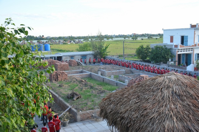 The second day of summer retreat at Tay Khanh pagoda - Thai Binh