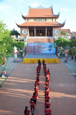 The second day of summer retreat at Tay Khanh pagoda - Thai Binh