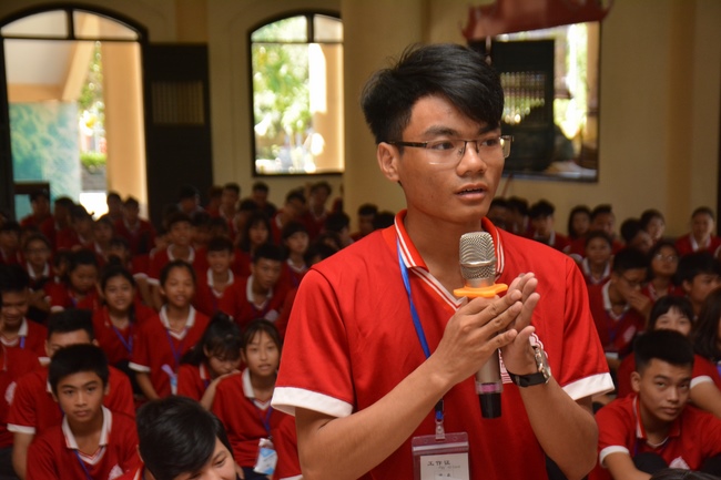 The second day of summer retreat at Tay Khanh pagoda - Thai Binh
