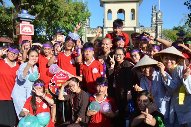The second day of summer retreat at Tay Khanh pagoda - Thai Binh