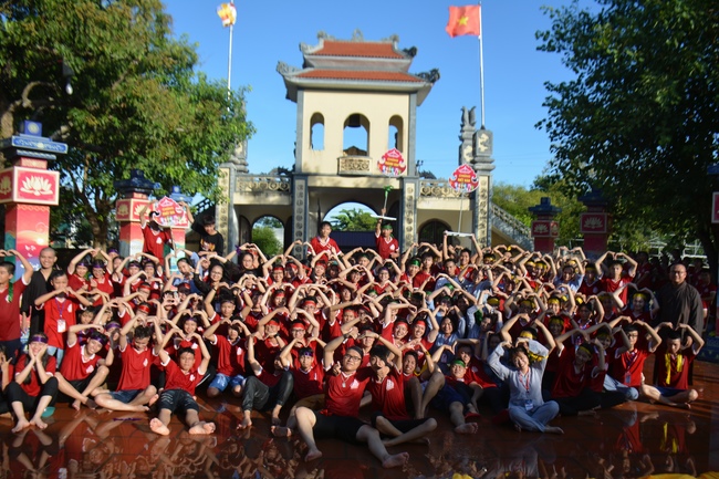 The second day of summer retreat at Tay Khanh pagoda - Thai Binh