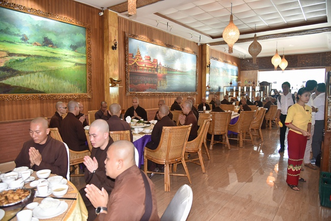 The Trip to Myanmar _ the Land of Golden Temples