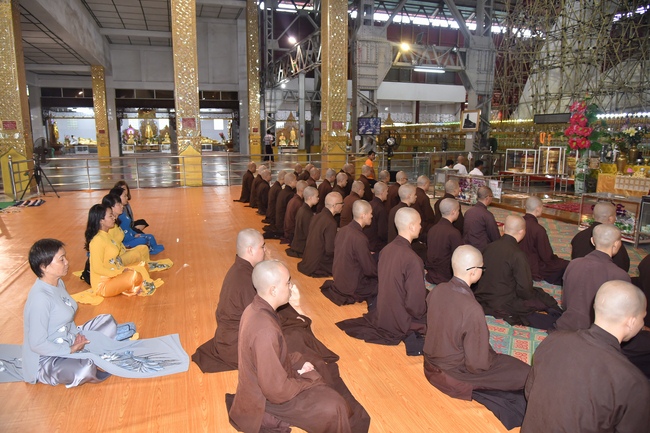 The Trip to Myanmar _ the Land of Golden Temples