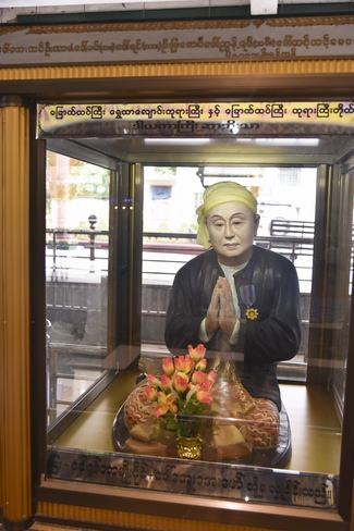 The Trip to Myanmar _ the Land of Golden Temples