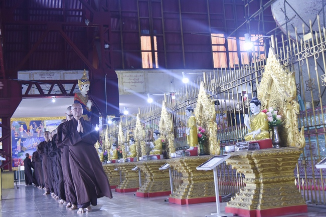 The Trip to Myanmar _ the Land of Golden Temples