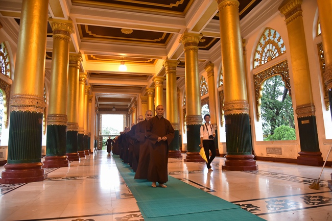 The Trip to Myanmar _ the Land of Golden Temples