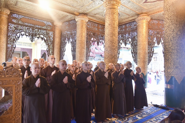 The Trip to Myanmar _ the Land of Golden Temples