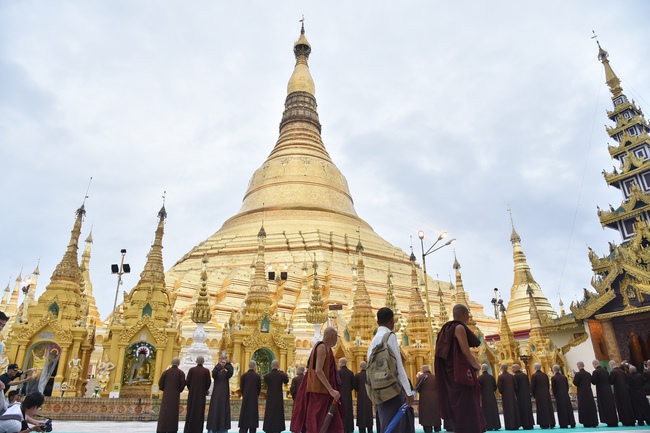 The Trip to Myanmar _ the Land of Golden Temples