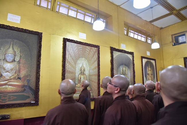 The Trip to Myanmar _ the Land of Golden Temples